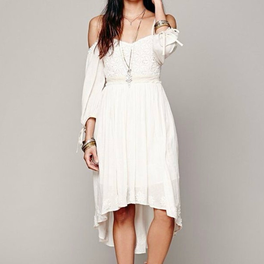 RARE EXC • Free People Vintage Floral Crochet Midi Dress •